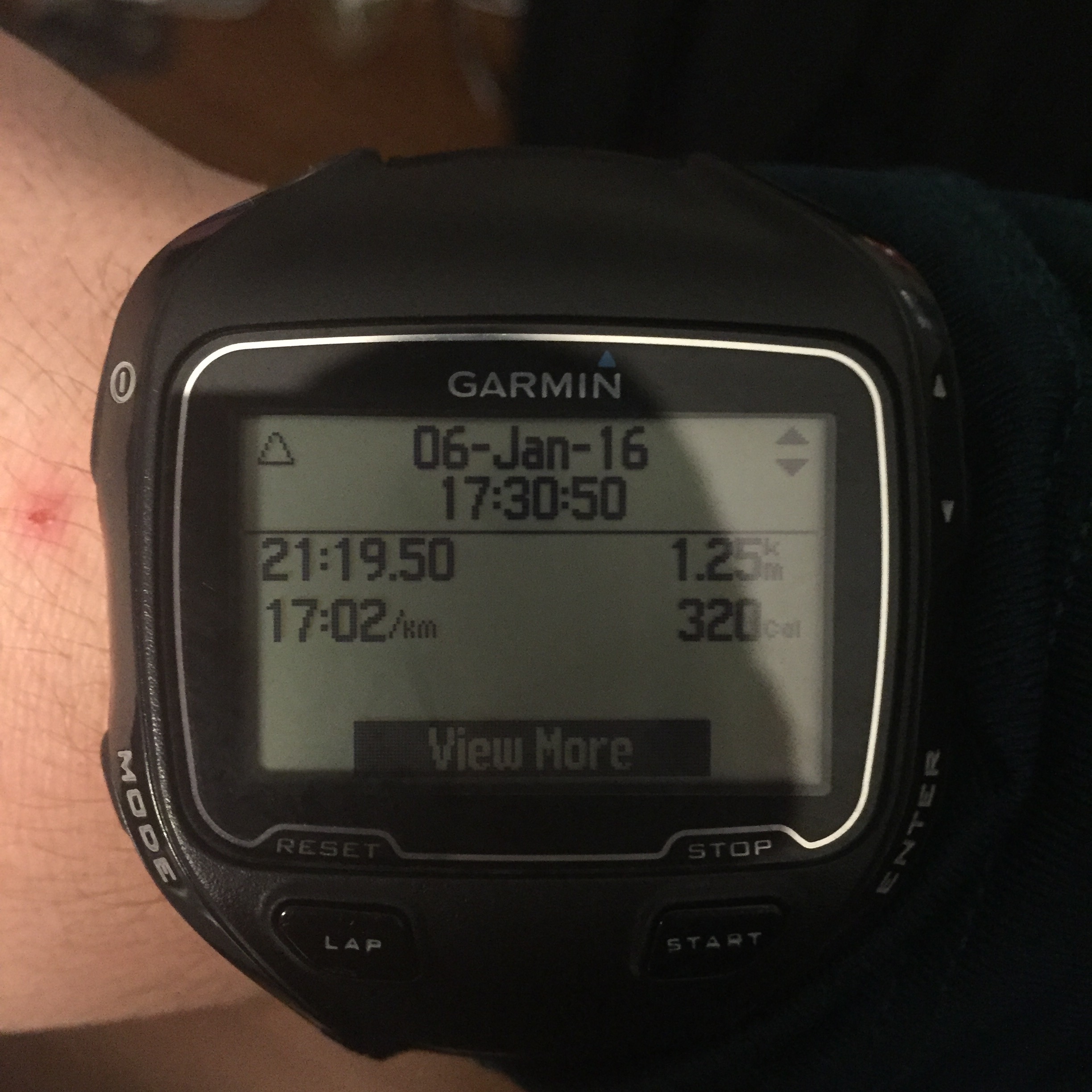 garmin forerunner 910xt gps watch